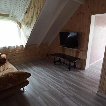 Eco House Hotel Tjornomorsk Eksteriør billede