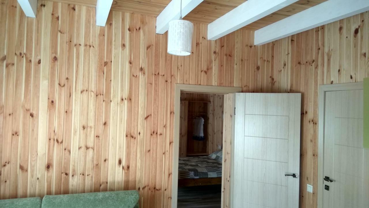 Eco House Hotel Tjornomorsk Eksteriør billede