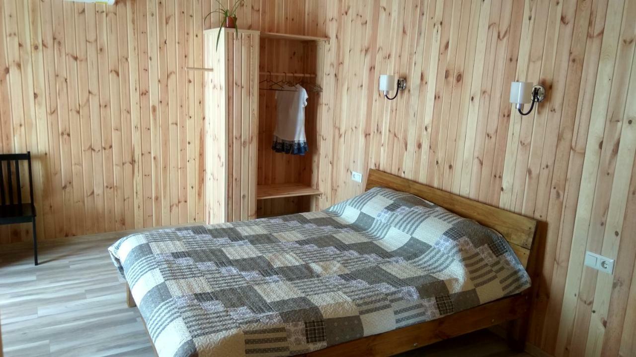 Eco House Hotel Tjornomorsk Eksteriør billede
