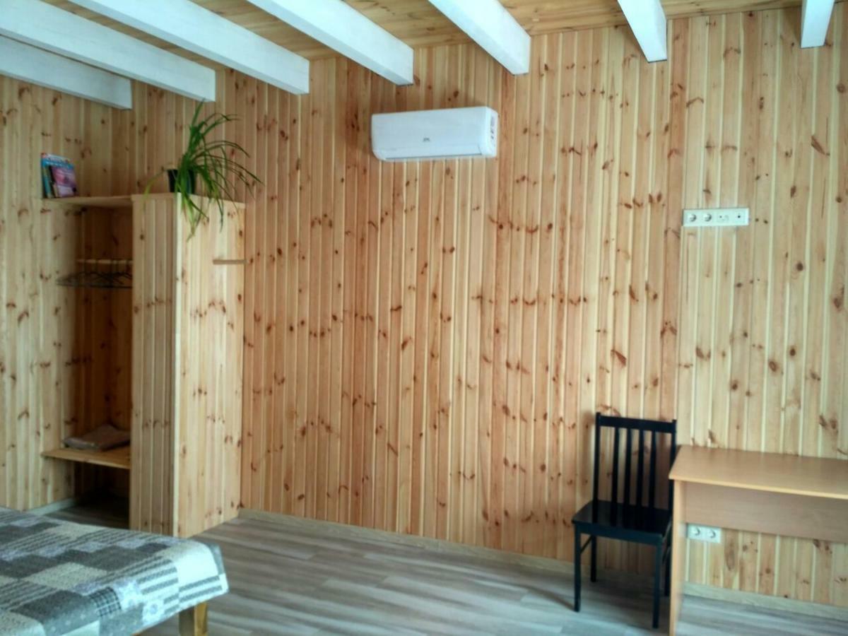 Eco House Hotel Tjornomorsk Eksteriør billede