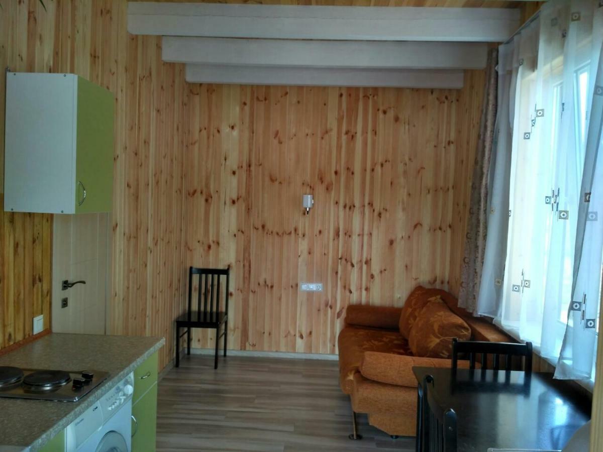 Eco House Hotel Tjornomorsk Eksteriør billede